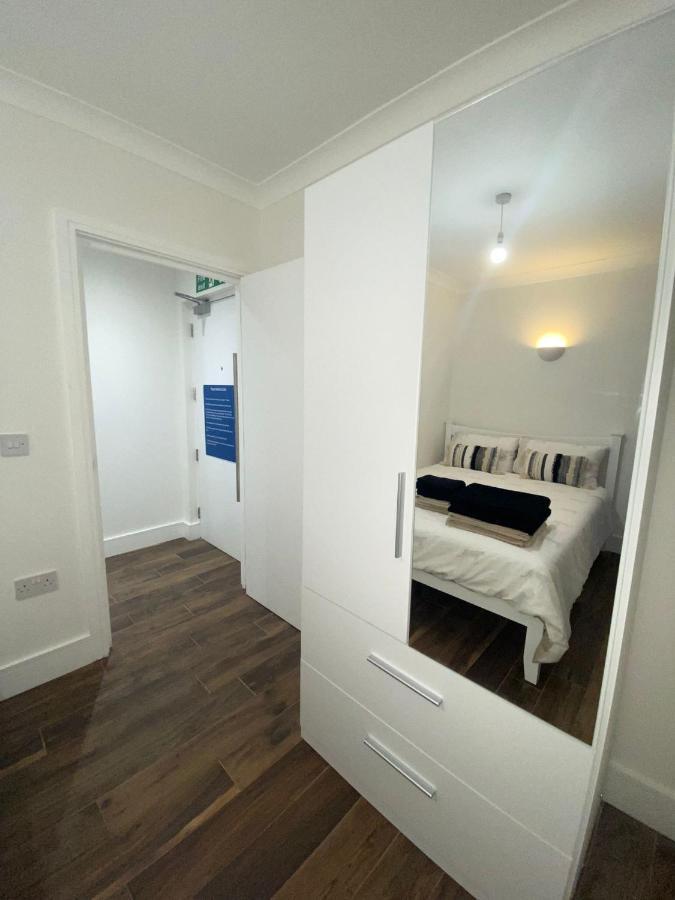 Central London, Jaccuzzi,Newbuild, 2 Bedrooms Two Baths Extérieur photo