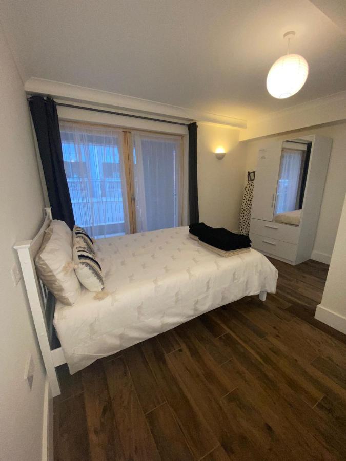 Central London, Jaccuzzi,Newbuild, 2 Bedrooms Two Baths Extérieur photo